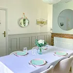 Apartment Le Jardin Des Delices Charming House In