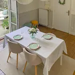 Le Jardin Des Delices Charming House In