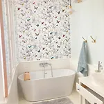 Apartment Le Jardin Des Delices Charming House In Troyes