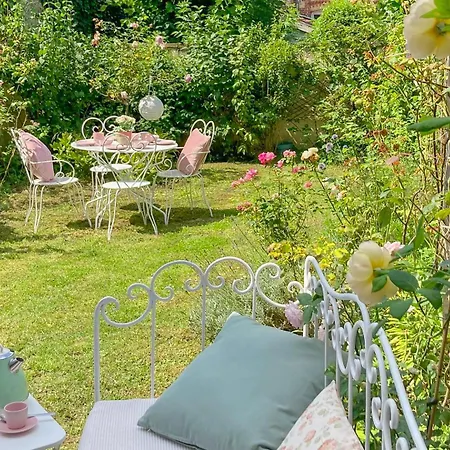 Le Jardin Des Delices Charming House In Troyes