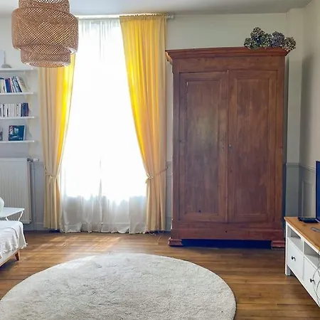 Le Jardin Des Delices Charming House In Διαμέρισμα