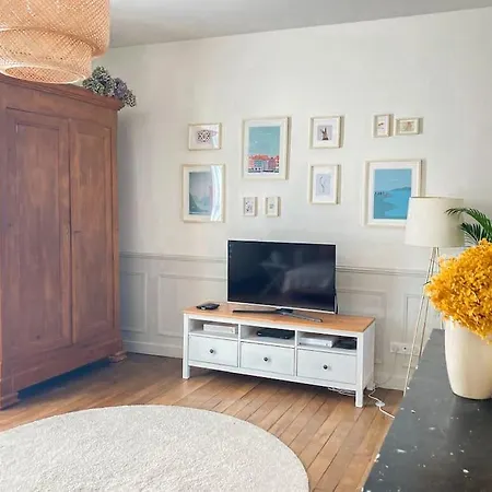 Apartment Le Jardin Des Delices Charming House In *