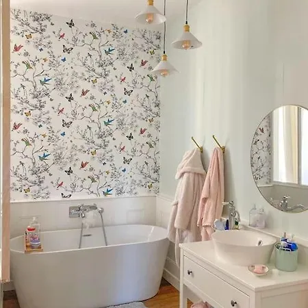 Le Jardin Des Delices Charming House In Διαμέρισμα Τρουά