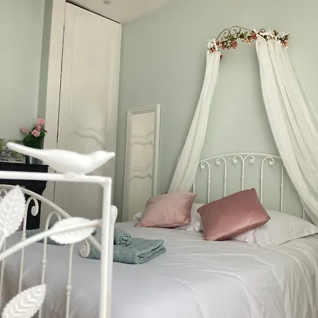 Le Jardin Des Delices Charming House In *