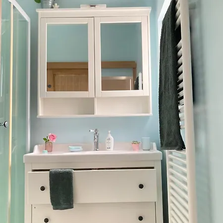 Le Jardin Des Delices Charming House In