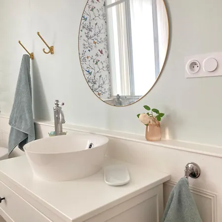 Apartment Le Jardin Des Delices Charming House In *