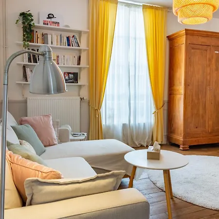 Apartment Le Jardin Des Delices Charming House In *